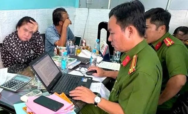 PHÁT HIỆN HƠN 22 TẤN GẠO KHÔNG RÕ NGUỒN GỐC 