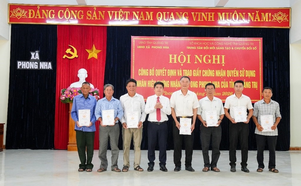 MẬT ONG PHONG NHA: BẢO HỘ THƯƠNG HIỆU, NÂNG GIÁ TRỊ ĐẶC SẢN VÙNG DI SẢN image